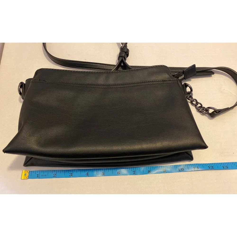 Simply Vera Wang Adrienne Top Zip Black Chain Strap Crossbody Bag